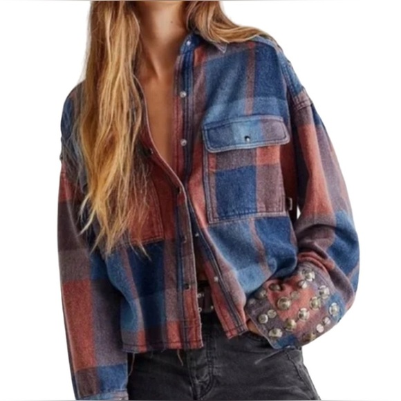 Free People We The Free Austin Studded Plaid Cropped Flannel Top Size Medium - Picture 1 of 16